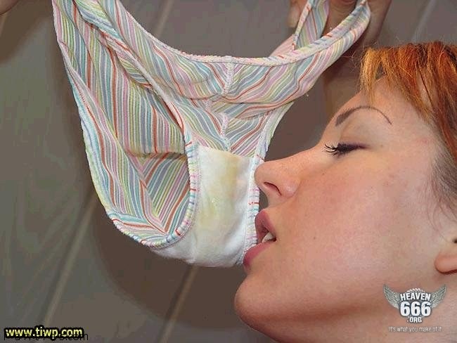 Teen Panty Sniffing 112