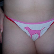 Amateur photos of 18-year old babe and her panties  