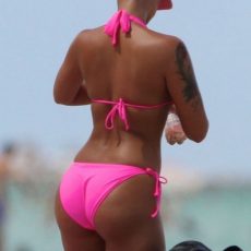 Asses of girls at beach wearing bikini panties - part 2 