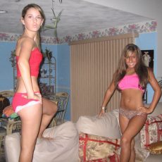 Great looking teen babes in lingerie 