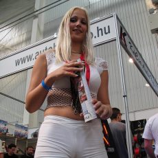 Amateurs with cameltoe in panties Amateurs with cameltoe in panties