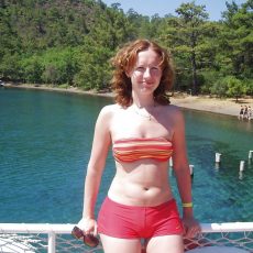 Amateurs with cameltoe in panties Amateurs with cameltoe in panties