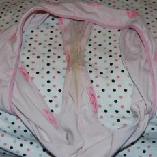 27 photos of dirty panties 27 photos of dirty panties