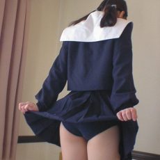 Japanese schoolgirls in panties  
