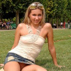 Panties on upskirt photos  