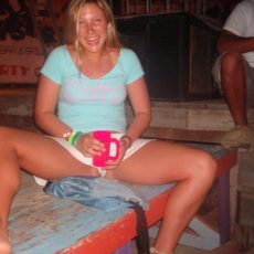 Panties on upskirt photos  