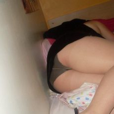 Panties on upskirt photos  