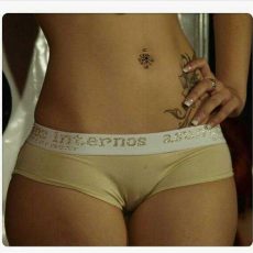 Hot chicks dressed in panties - random pics  