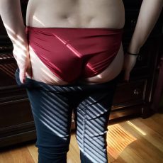 Ladies wearing full back panties Ladies wearing full back panties