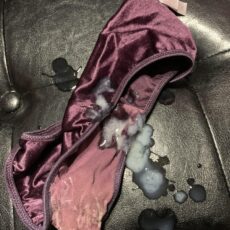 Cum stains on panties Cum stains on panties
