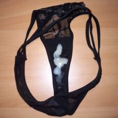 Cum stains on panties Cum stains on panties