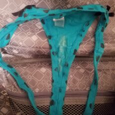 Cum stains on panties Cum stains on panties